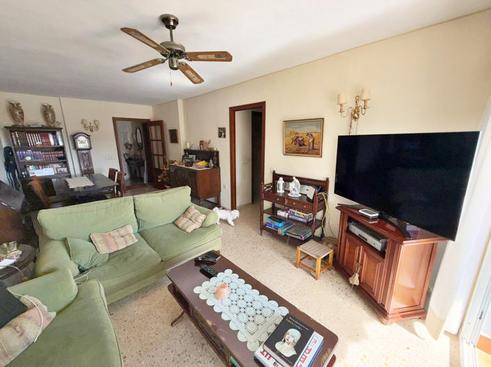 Image No.2-3 Bed Property for sale