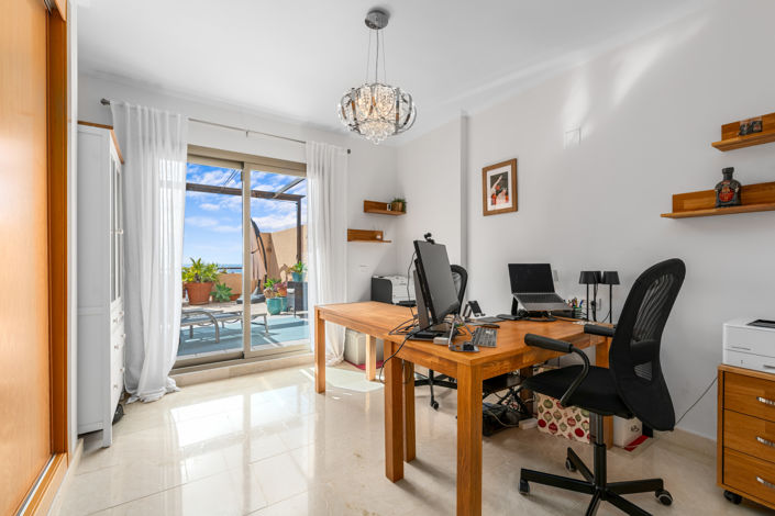 Image No.10-3 Bed Penthouse for sale