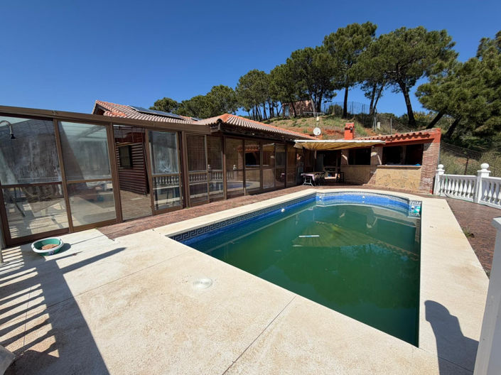 Image No.20-3 Bed Finca for sale