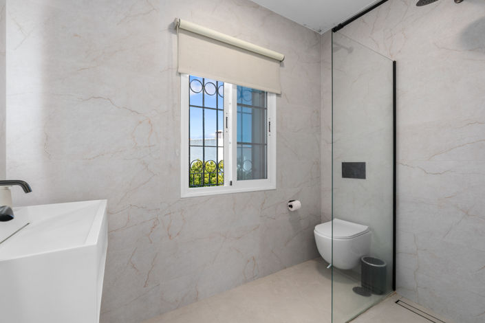 Image No.33-Maison de 4 chambres à vendre à Estepona