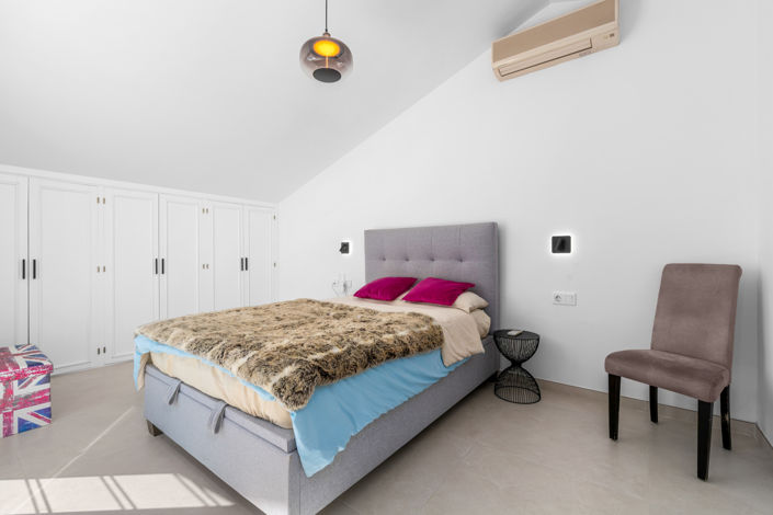 Image No.36-4 Bed House for sale