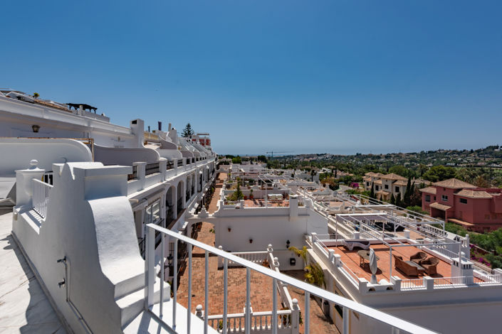 Image No.33-3 Bed Townhouse for sale