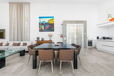 b98le8d7m9k3degpefzhs0lif8u4xzvzhwxtmggyekxx9