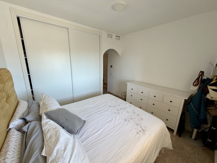 Image No.14-3 Bed Apartment for sale