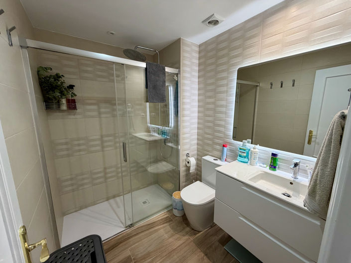Image No.9-3 Bed Apartment for sale