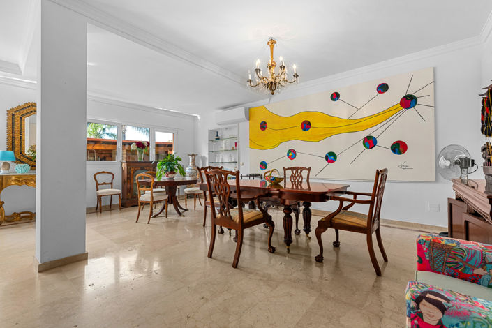 Image No.18-4 Bed Villa for sale