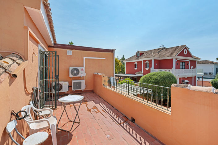 Image No.33-4 Bed Villa for sale