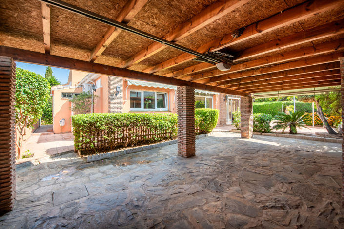 Image No.37-4 Bed Villa for sale
