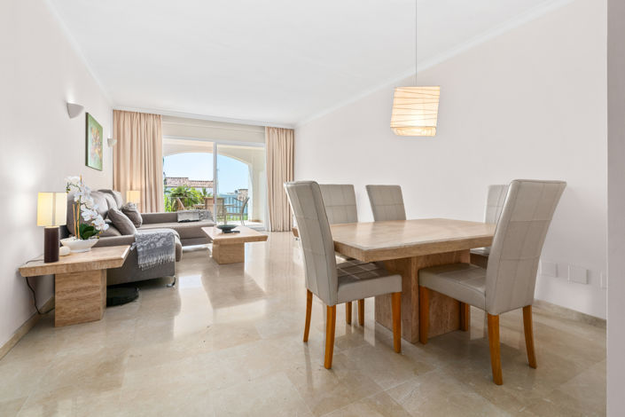 Image No.4-2 Bed Property for sale