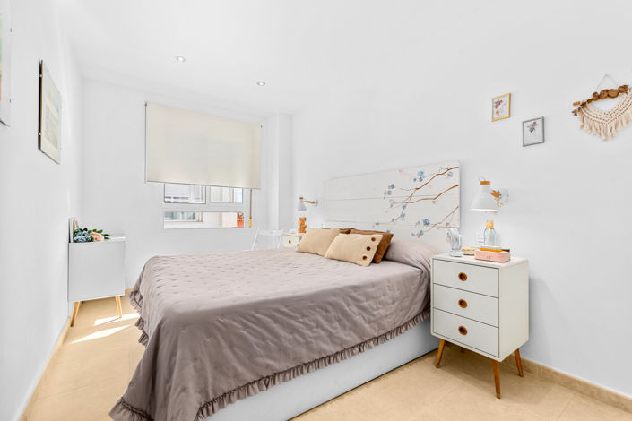 Image No.11-2 Bed Apartment for sale