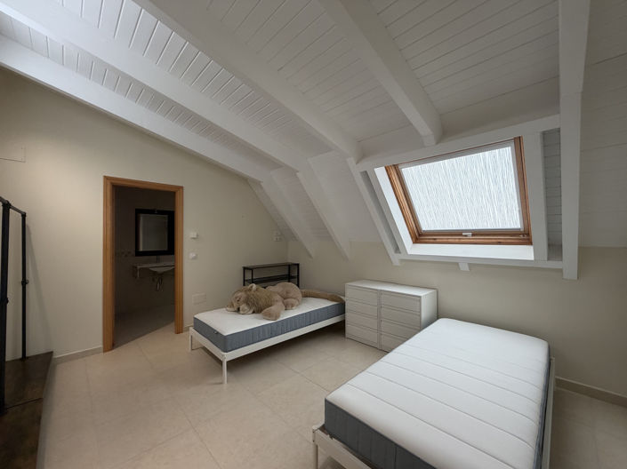 Image No.16-9 Bed Villa for sale