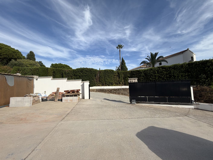 Image No.33-9 Bed Villa for sale