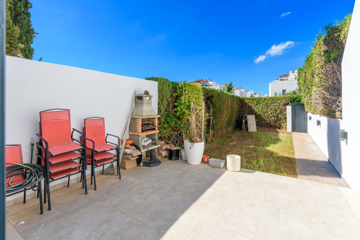 Image No.2-3 Bed Townhouse for sale