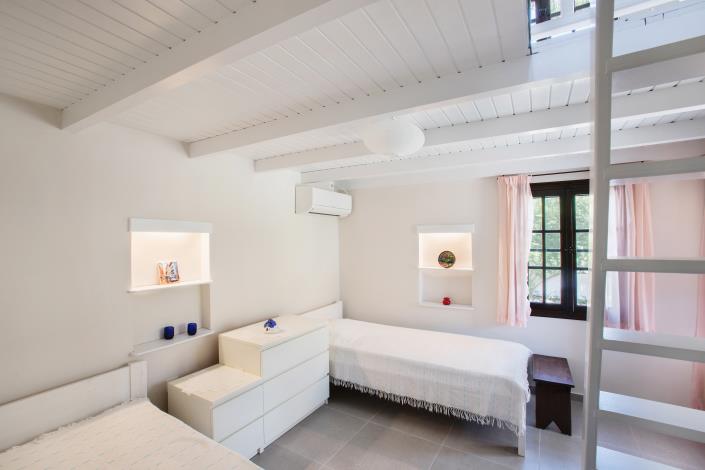 Image No.17-3 Bed Villa / Detached for sale