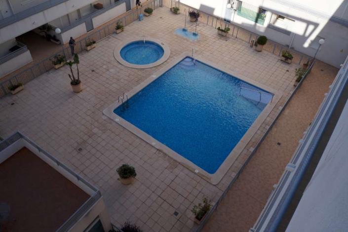 Image No.2-Appartement de 2 chambres à vendre à Almoradí