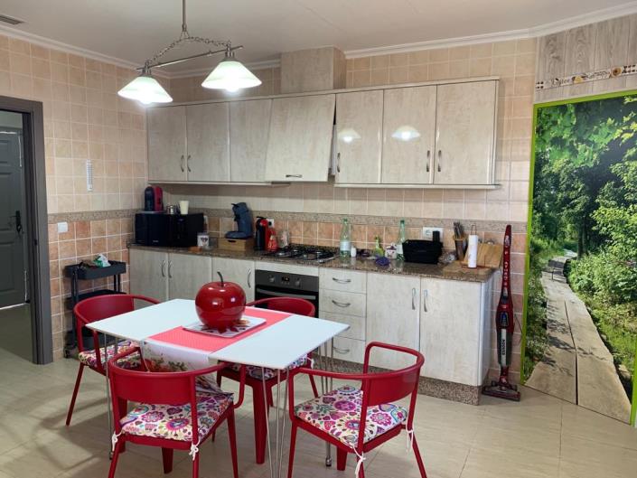 Image No.8-4 Bed Country House for sale