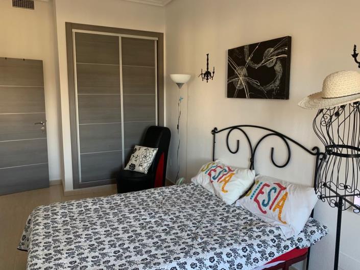 Image No.11-4 Bed Country House for sale