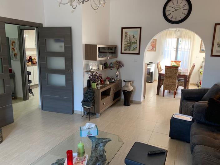 Image No.3-4 Bed Country House for sale