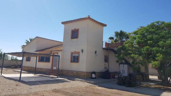 Image No.8-Maison de campagne de 4 chambres à vendre à Catral