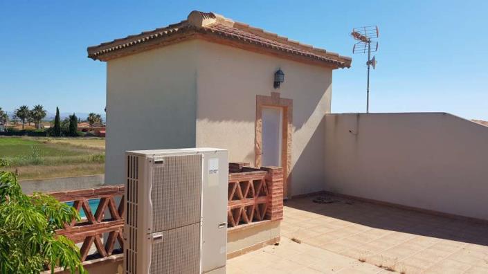 Image No.11-Maison de campagne de 4 chambres à vendre à Catral