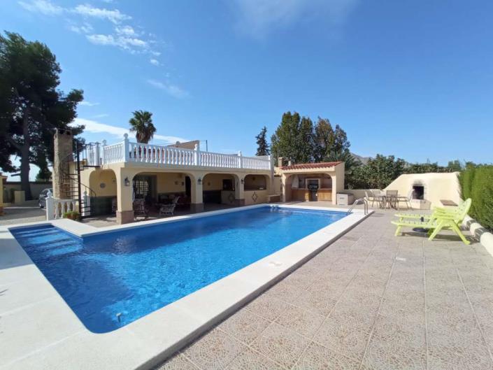 Image No.1-5 Bed Country House for sale