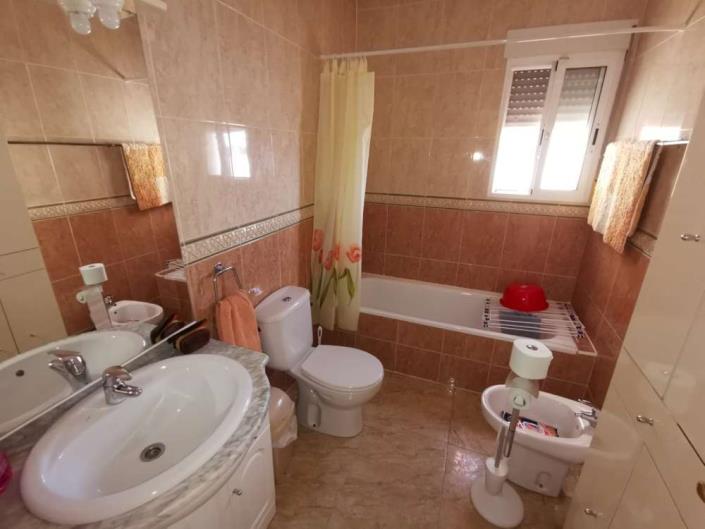 Image No.14-4 Bed Villa for sale