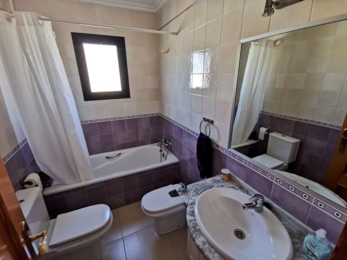 Image No.17-3 Bed Villa for sale