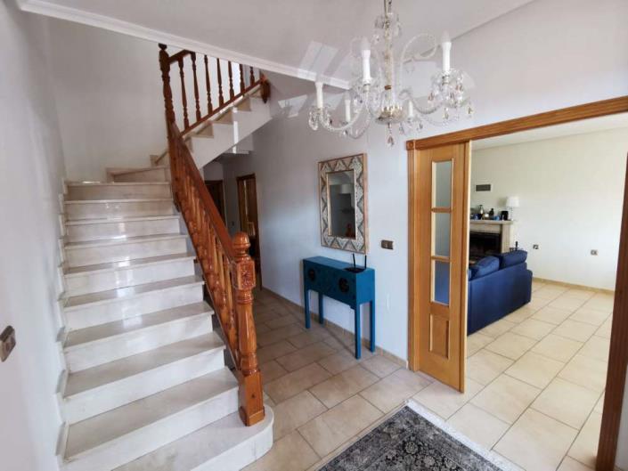 Image No.17-4 Bed Townhouse for sale