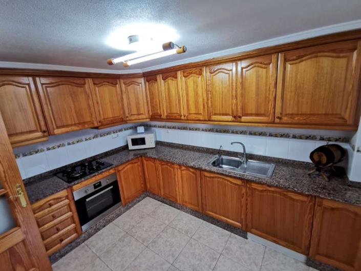 Image No.10-3 Bed Apartment for sale