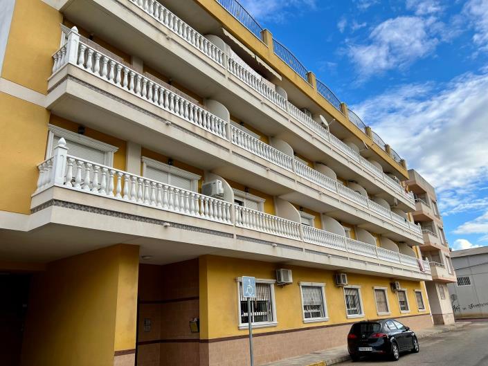 Image No.2-Appartement de 2 chambres à vendre à Almoradí