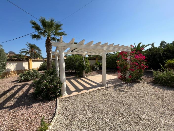 Image No.8-Maison de campagne de 3 chambres à vendre à Catral