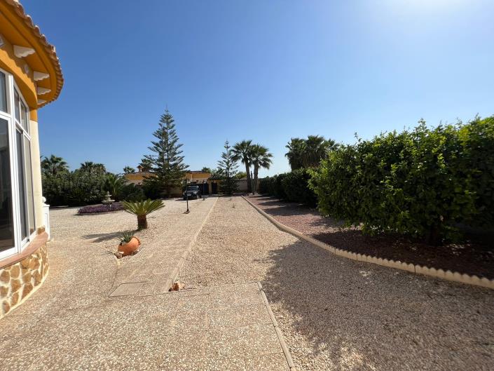 Image No.11-Maison de campagne de 3 chambres à vendre à Catral