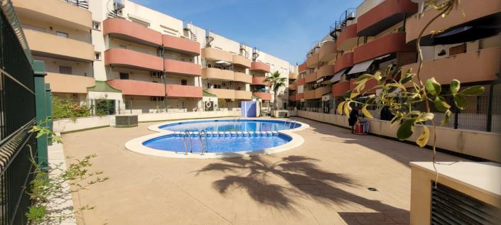 Image No.1-Appartement de 2 chambres à vendre à Almoradí