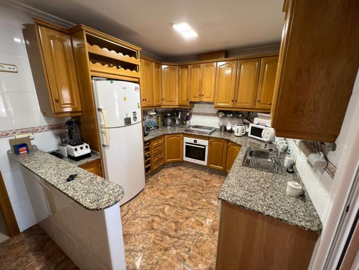 Image No.19-3 Bed Country Property for sale