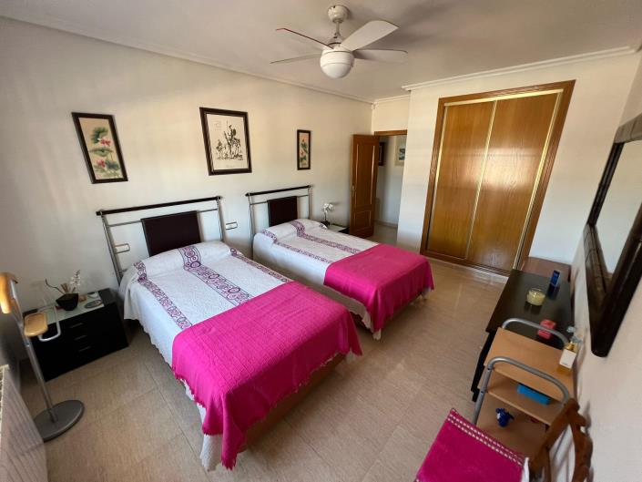 Image No.25-3 Bed Country Property for sale