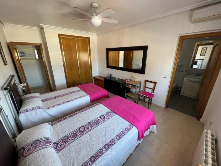 Image No.26-3 Bed Country Property for sale