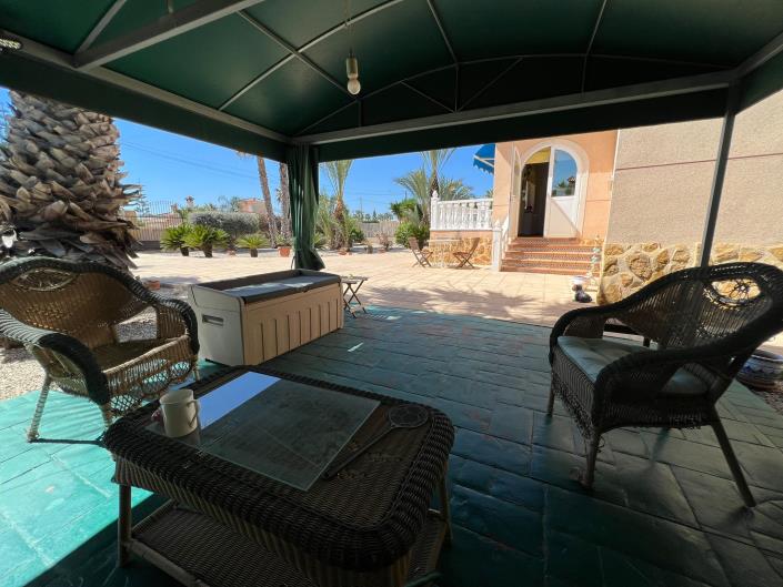 Image No.29-3 Bed Country Property for sale