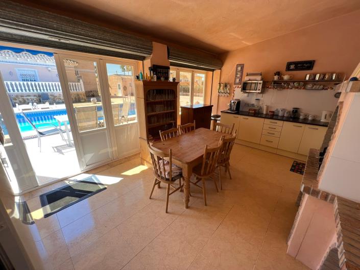 Image No.34-3 Bed Country Property for sale