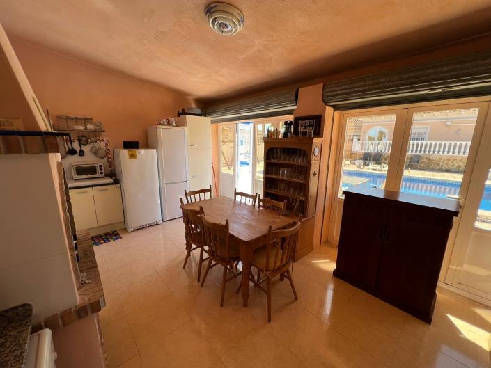 Image No.36-3 Bed Country Property for sale