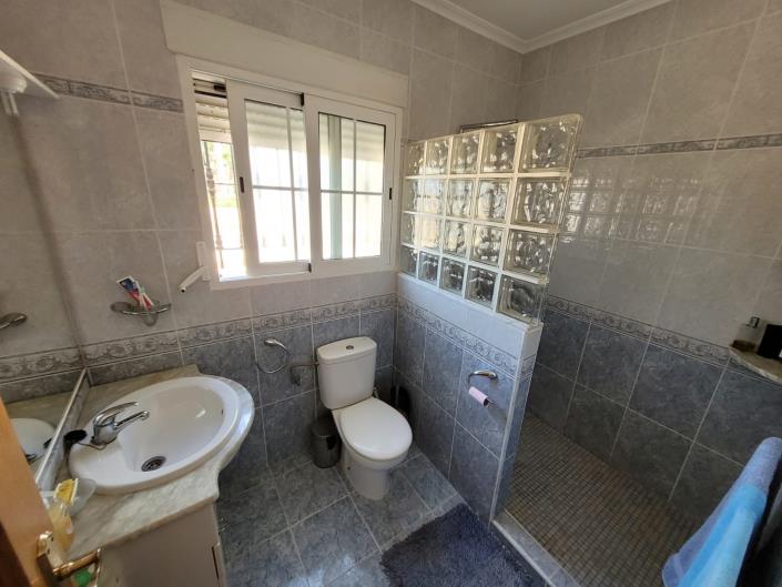 Image No.18-4 Bed Villa for sale