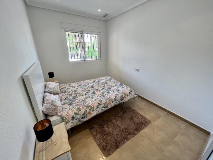 Image No.16-4 Bed Country House for sale