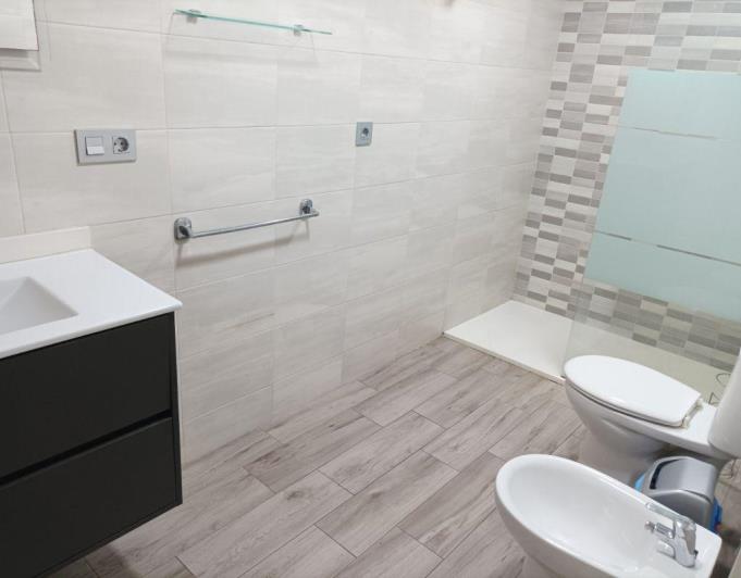 Image No.17-3 Bed Apartment for sale