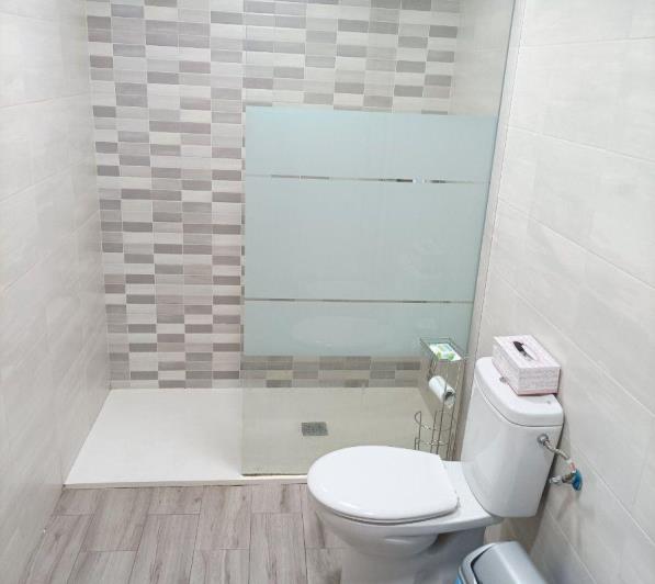 Image No.18-3 Bed Apartment for sale