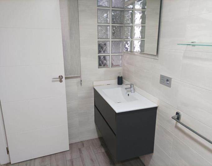 Image No.20-3 Bed Apartment for sale