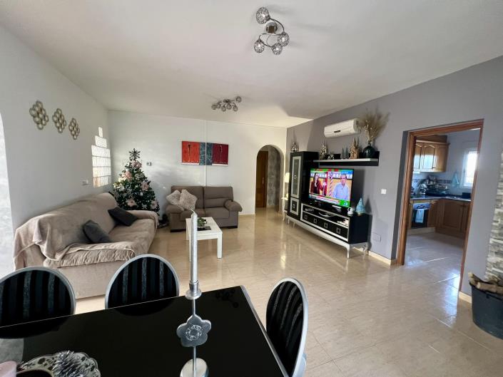 Image No.15-3 Bed Country Property for sale