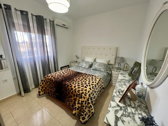 Image No.16-3 Bed Country Property for sale