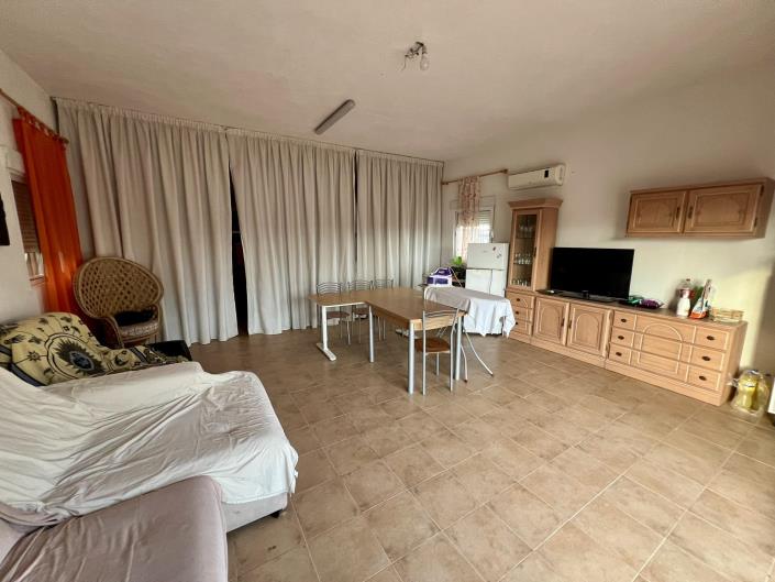 Image No.23-3 Bed Country Property for sale