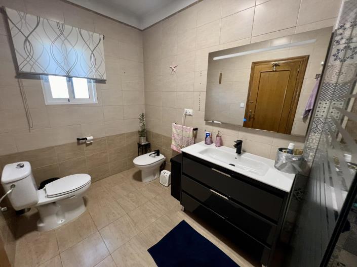 Image No.30-3 Bed Country Property for sale