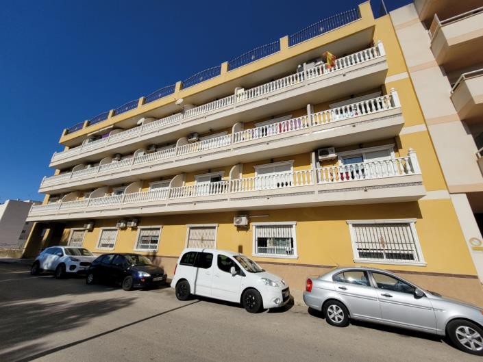 2 Bedrooms apartment for sale in Almoradí lift £59133 (Ref AP3421501)