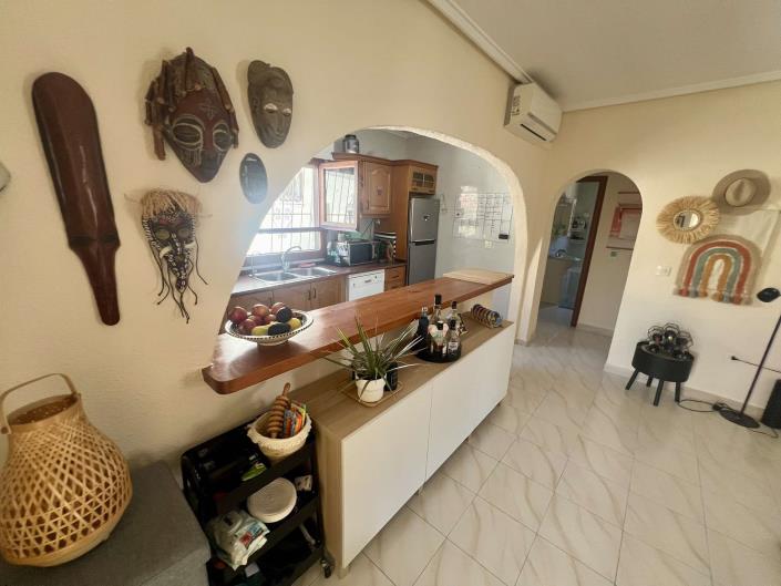 Image No.10-4 Bed House/Villa for sale